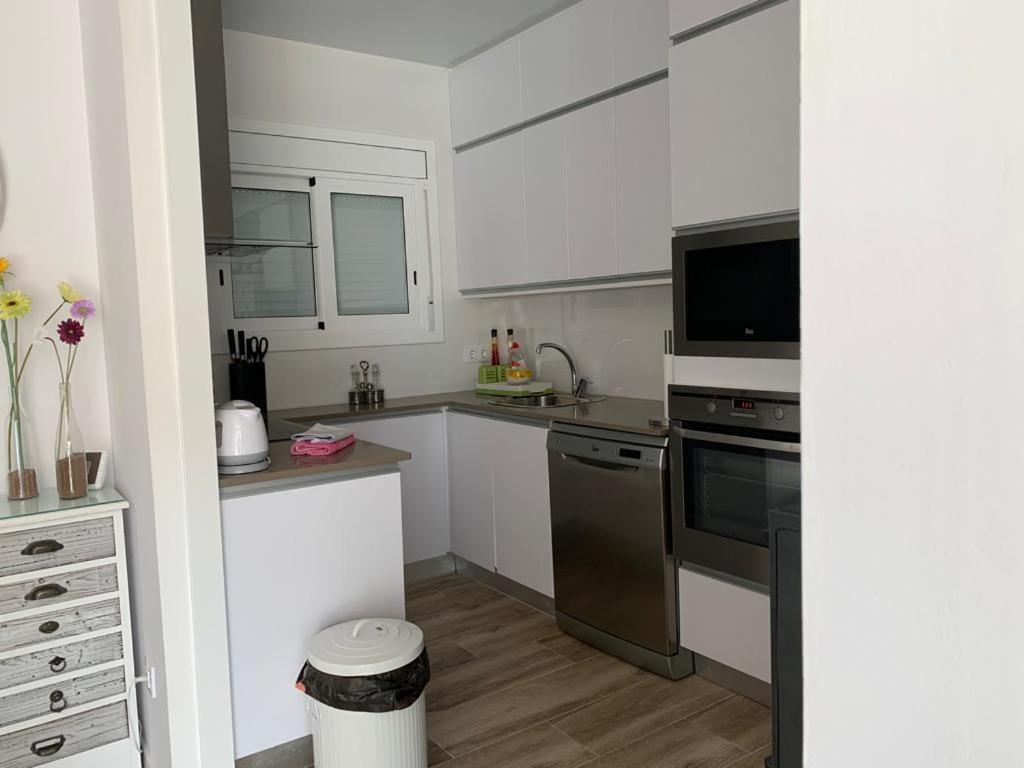 Lovely House Near The Beach كالافيل المظهر الخارجي الصورة